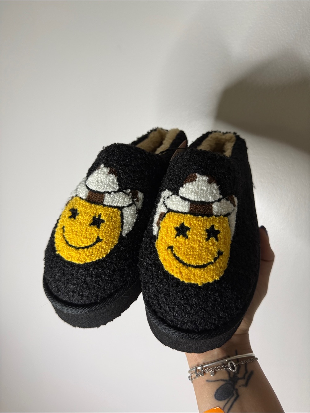 Ella & Joy Black Fuzzy Slip-On Slippers with Yellow Smiley Patch Medium